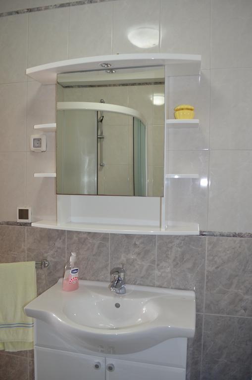 Apartments Lora Башка Номер фото